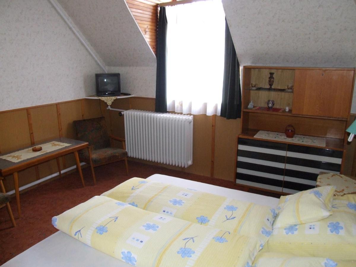 Révész Vendégház Harkány Quarto foto