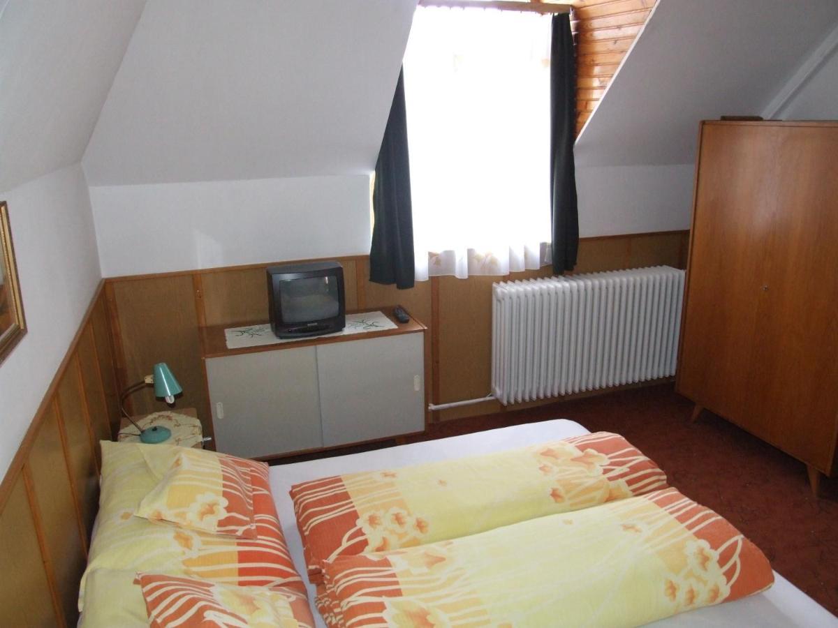 Révész Vendégház Harkány Quarto foto