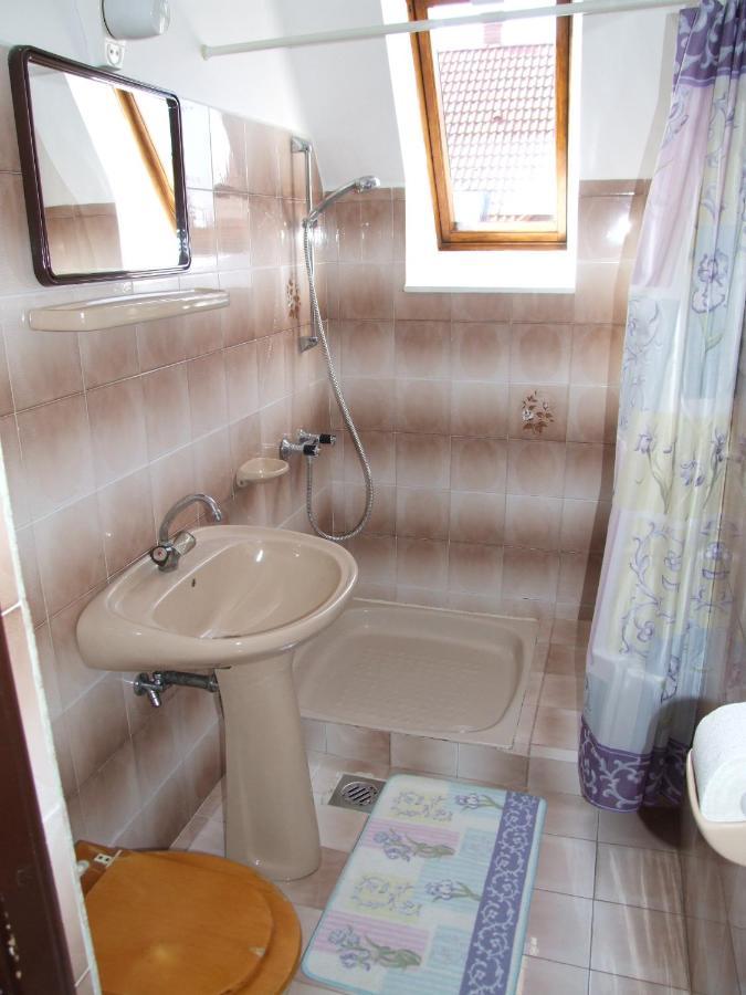 Révész Vendégház Harkány Quarto foto